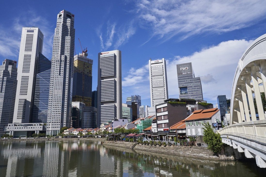 Giá thuê văn phòng tại Singapore sắp đuổi kịp Hong Kong